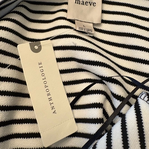 Maeve by Anthropologie Twist- Front Halter Top Size L NWT - Picture 3 of 6